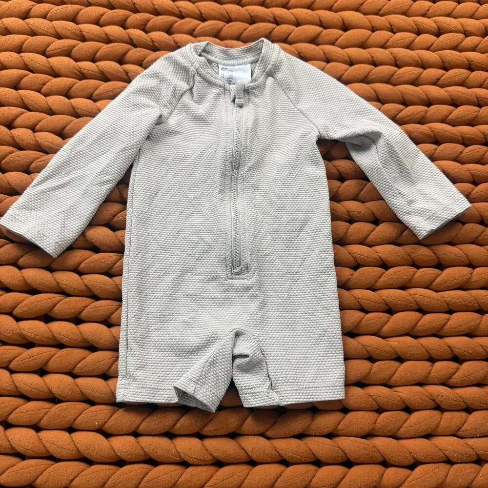 H&M Gray Beige Swimsuit One Piece Rash Guard\ Baby Boy Girl 3-6 Months